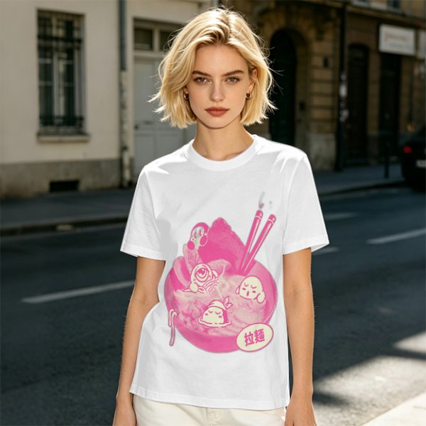 Oversized dark green t-shirt with cute pink ramen bowl graphic