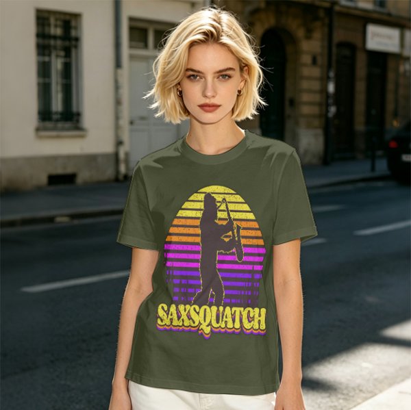 Saxsquatch Bigfoot Playing Saxophone Retro Sunset T-Shirt