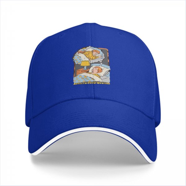 Black baseball cap with sleeping dreamer graphic print