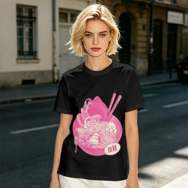 Oversized dark green t-shirt with cute pink ramen bowl graphic