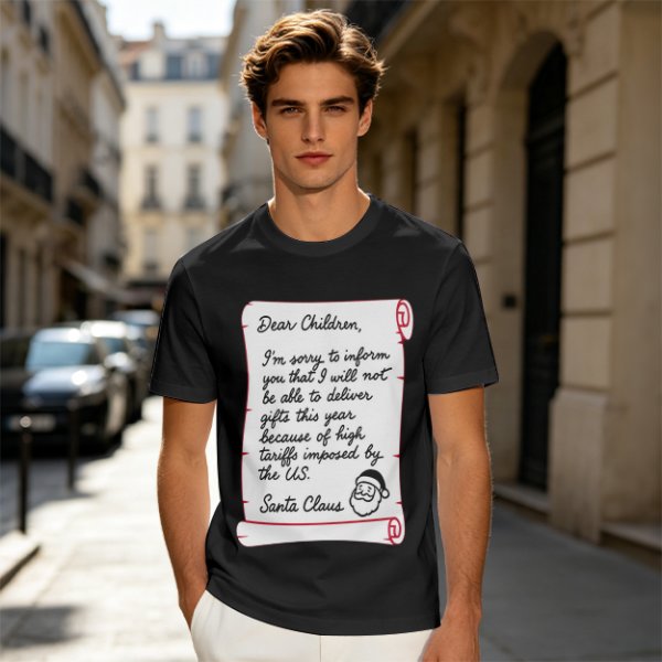Christmas t-shirt with Santa's tariff excuse note print