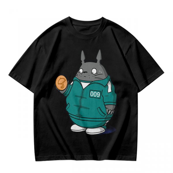 Totoro in Squid Game tracksuit holding umbrella honeycomb cookie t-shirt